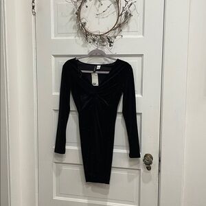 H&M Black Long Sleeve Dress